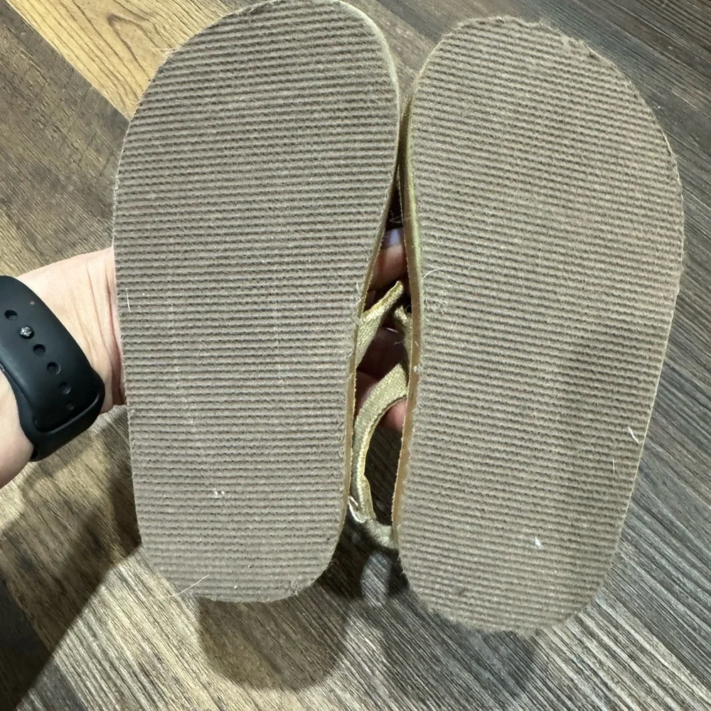 Toddler Flip Flops - Picture 3 of 3